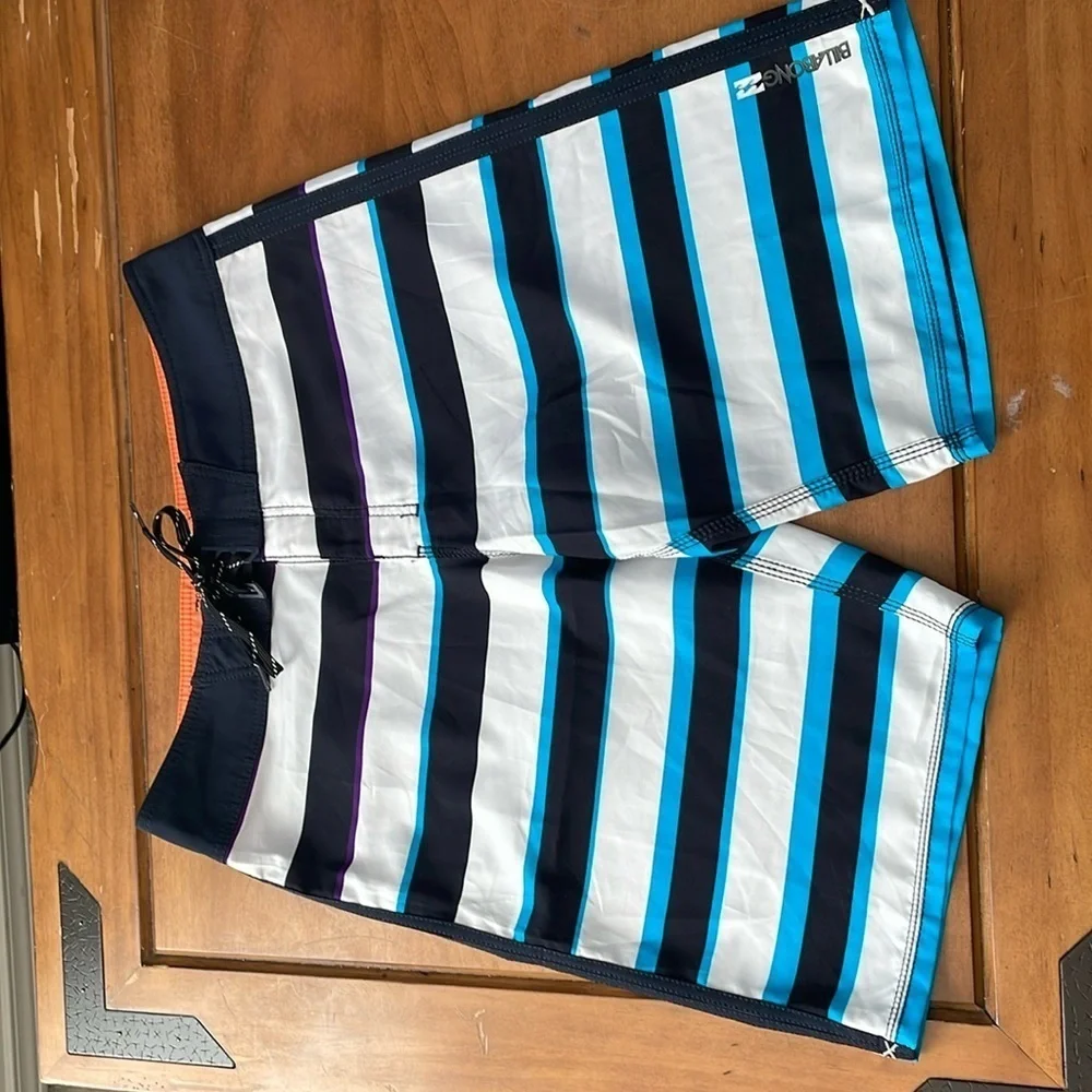 BILLABONG Quad Platinum Stretch Board Shorts Size 34